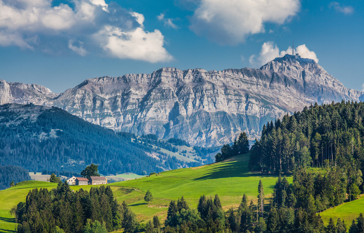 Appenzell: Bergige Aussichten an unserem Standort in der Schweiz